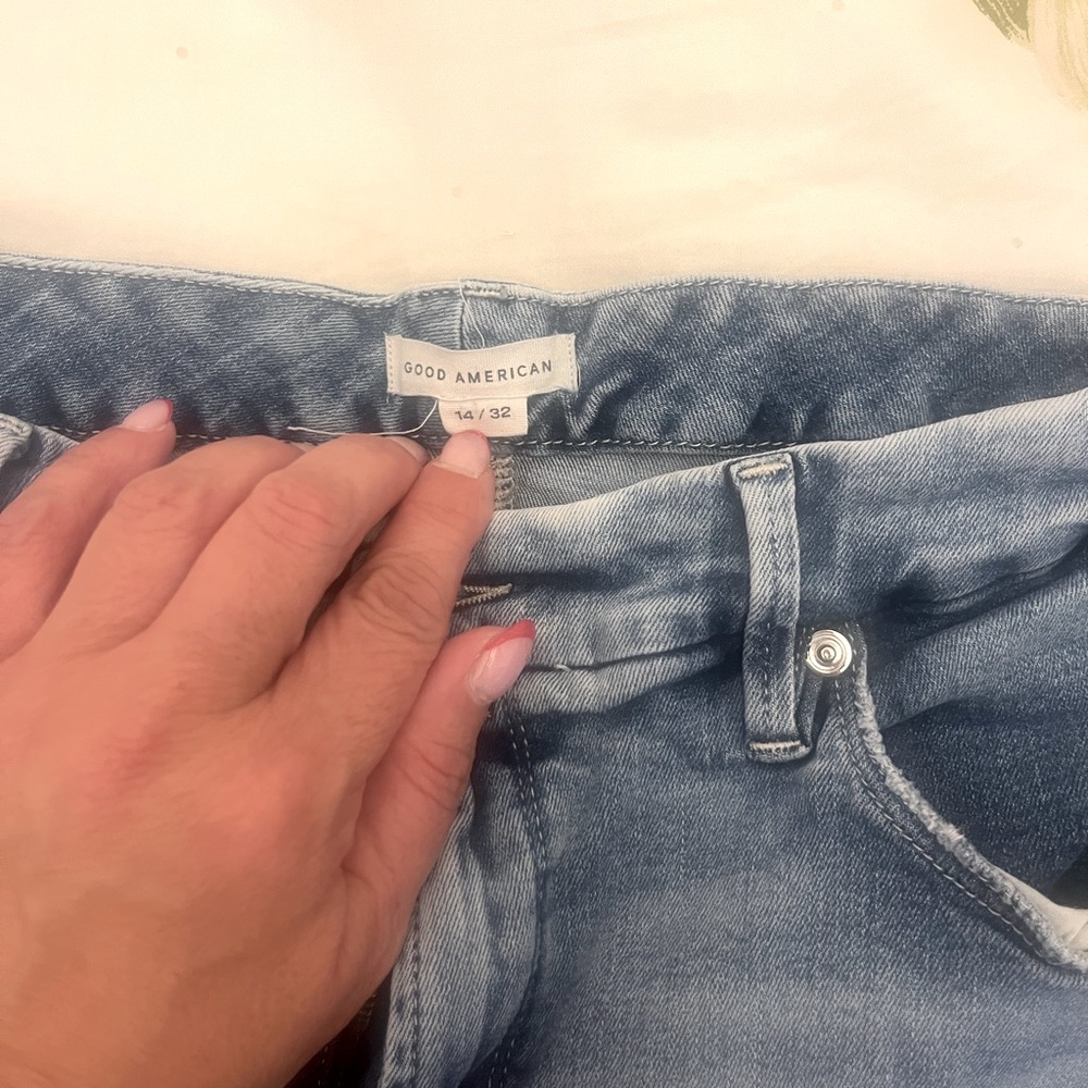 Good  American Jeans good legs